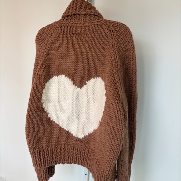 GOGO Wool Long Cardigan Tan Cream Heart - Picture 5 of 8